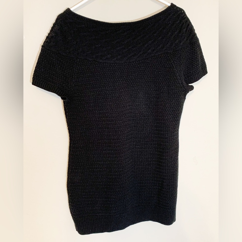 New York and Co. (size L) Black Short-sleeve, Cable print, boat neck Sweater Top - Picture 2 of 8